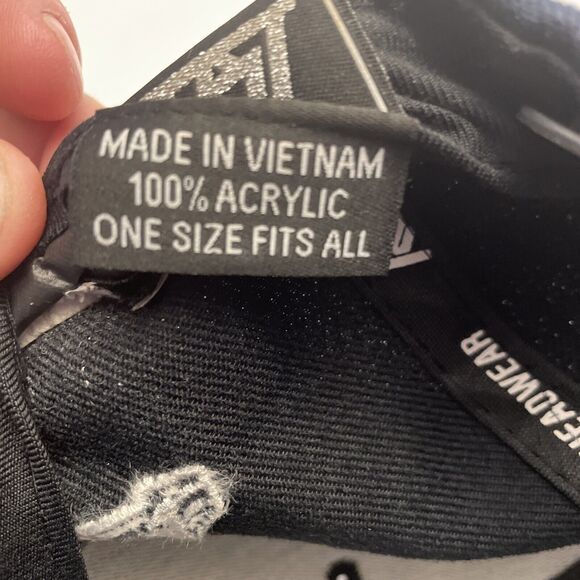 Chicago Bulls SnapBack Hat. - Picture 10 of 10